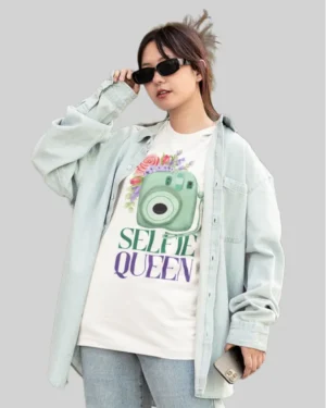 Selfie Queen White Oversized T Shirt